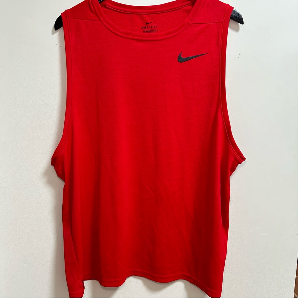NIKE DRI FIT TANK TOP XL